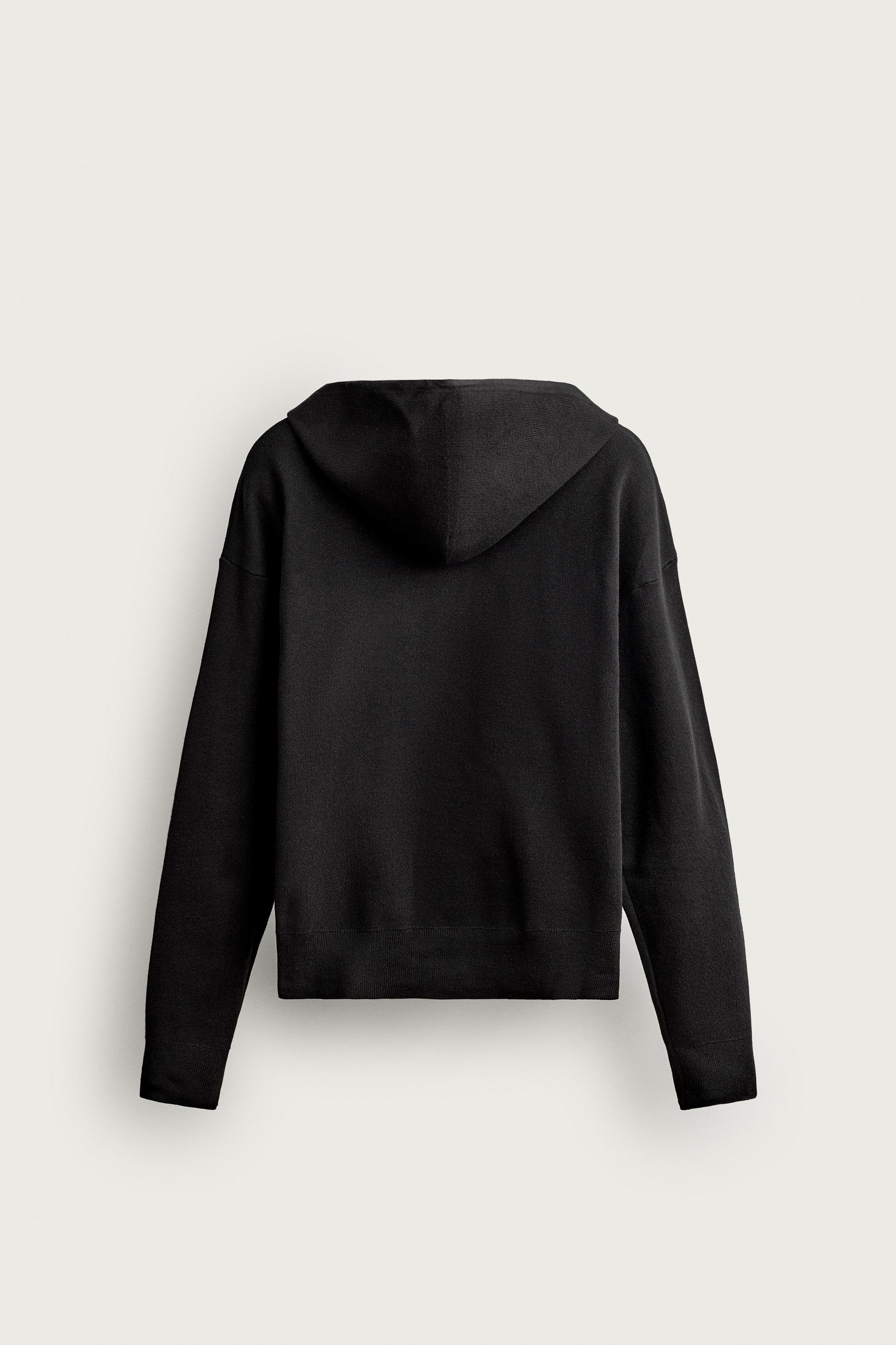 SOFT KNIT HOODIE